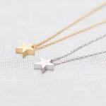Tiny Star Pendant Necklace in silve..