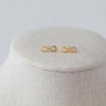 Simple Brushed Infinity Earrings In Gold