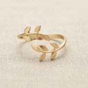 Bay Leaf Ring in gold