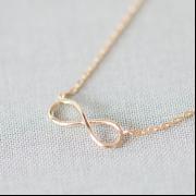 Simple tiny infinity necklace in gold
