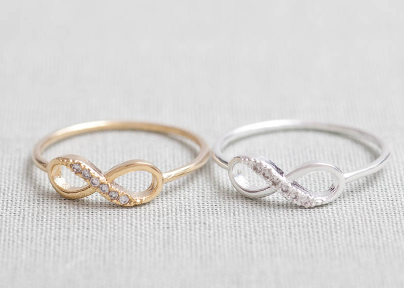 US 7 Size-delicate Infinity Ring In Gold on Luulla