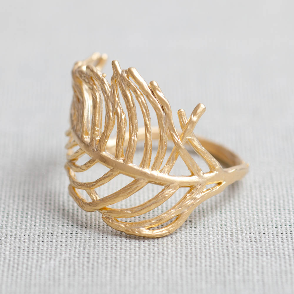 Feather Ring In Silver on Luulla